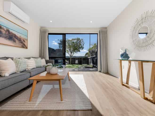 27 Walsh Road, Papakura