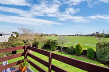 18 Hatfield Place, Avonhead