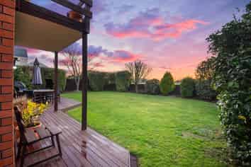 18 Hatfield Place, Avonhead