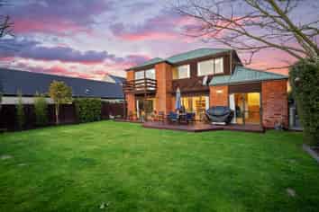18 Hatfield Place, Avonhead
