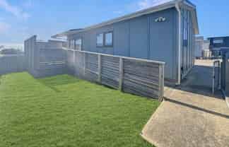 27 Hinemoa Street, Levin