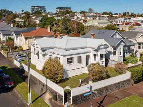 112 Williamson Avenue, Grey Lynn