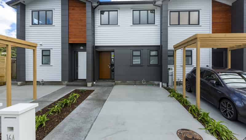 16a Bowers Street, Stokes Valley
