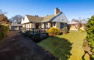 6 Oakfield Street, Burnside