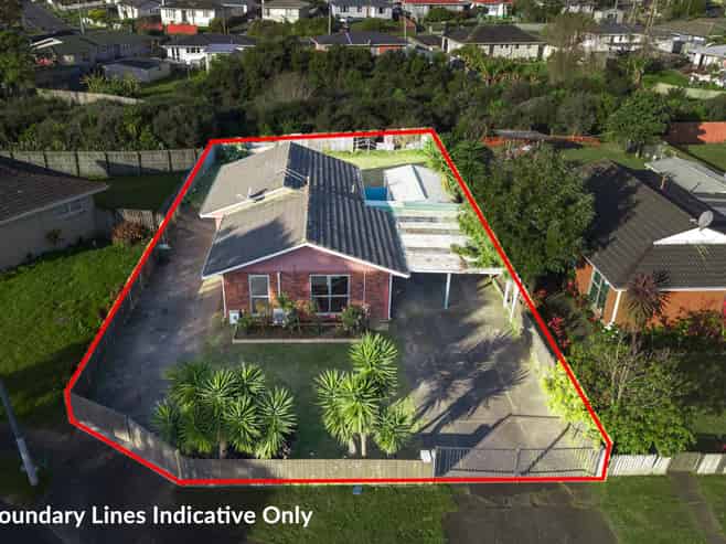 68 Chelburn Crescent, Mangere East