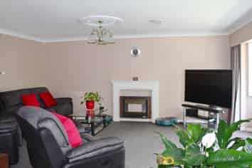 4 Lakemba Mews, Terrace End