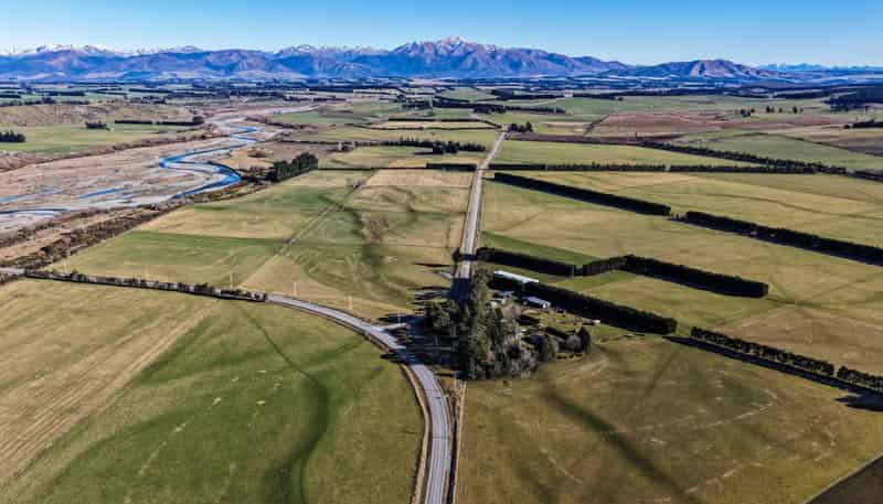 199 Mossburn-Five Rivers Road, Mossburn