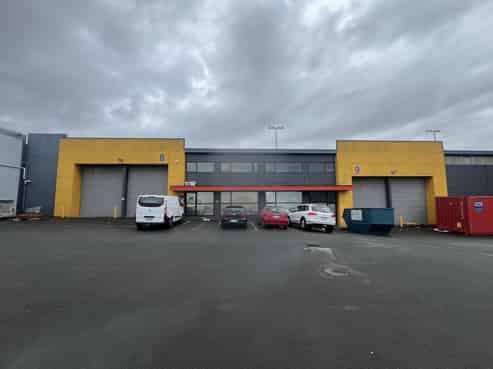 Heavy Industrial warehouse – 1,369sqm