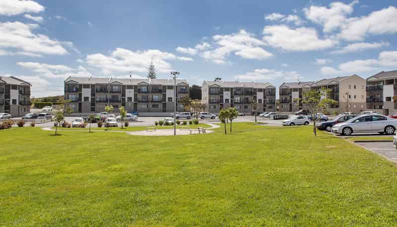 E17/71 Spencer Road, Albany
