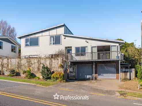 54 Lord Street, Stokes Valley