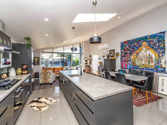 3 Kamahi Street, Castlecliff