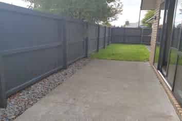 2 Champagne Avenue, Yaldhurst