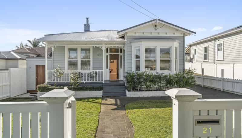 1/21 Foch Avenue, Three Kings