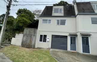 54 Hohiria Road , Hataitai
