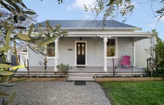 102 Jellicoe Street, Martinborough