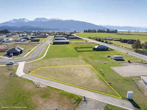 13 Tukare Loop, Te Anau