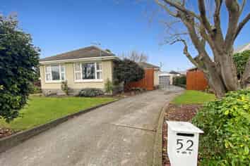 52 Dunstan Cr, Hornby