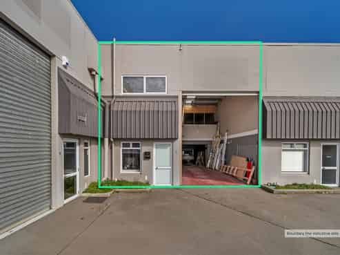 Small Industrial Gem in Sockburn