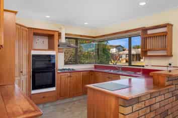 21 Cedar Drive, PARAPARAUMU