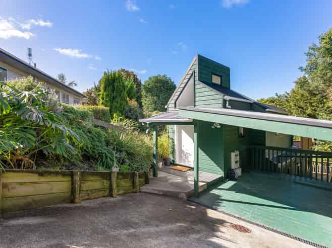 2/7 Almadale Place, Hillcrest