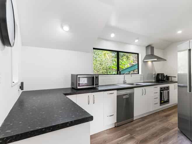 2/7 Almadale Place, Hillcrest