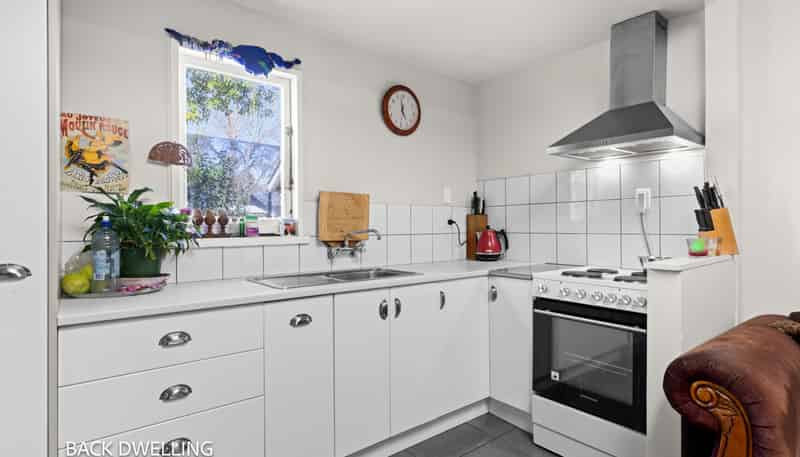 A and B of/603 Albert Street, Parkvale