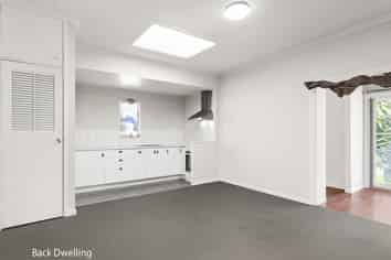 A and B of/603 Albert Street, Parkvale
