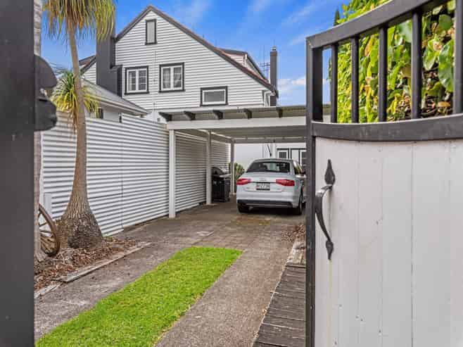 15 Williams Street, Tauranga