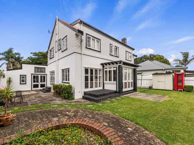15 Williams Street, Tauranga