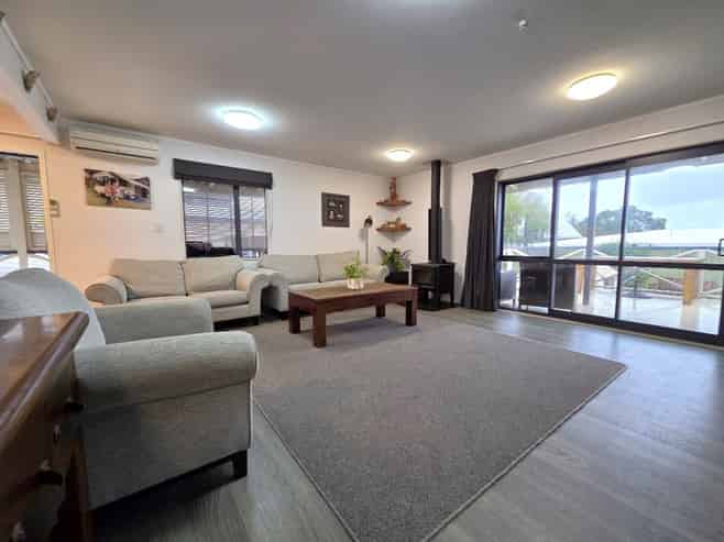 107 Rimu Place, Matarangi