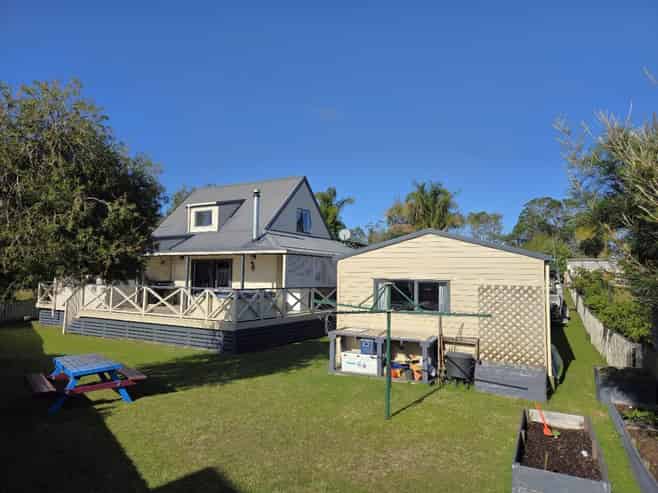 107 Rimu Place, Matarangi