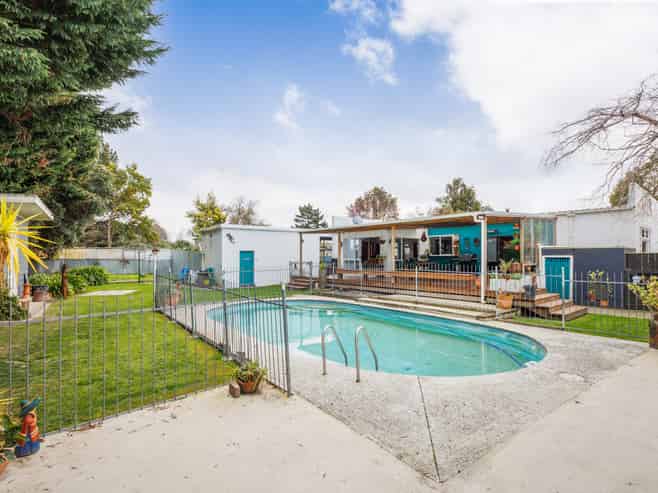 1565 State Highway 3, Awahuri