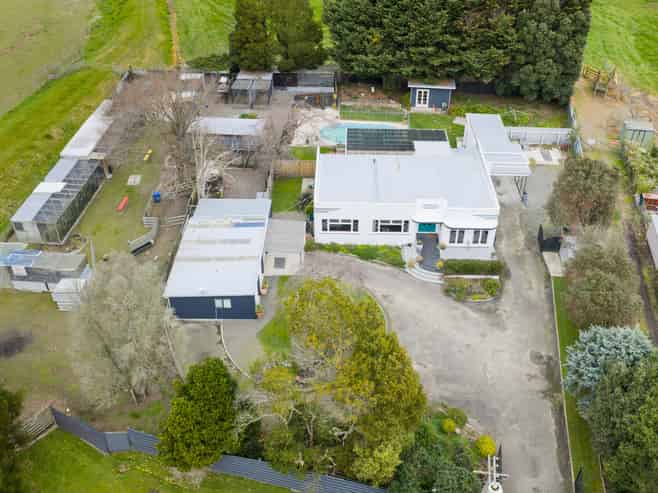 1565 State Highway 3, Awahuri