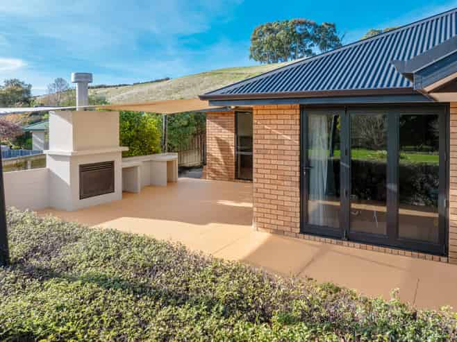 63 Forest Park Drive, Witherlea