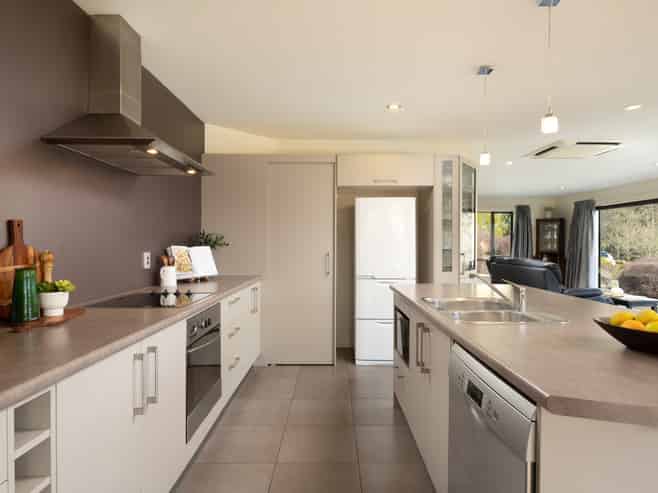 63 Forest Park Drive, Witherlea