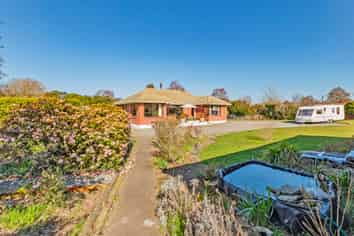 5 McKenzie Avenue, SOUTHBRIDGE