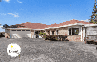 176 Lakeside Drive, Orewa