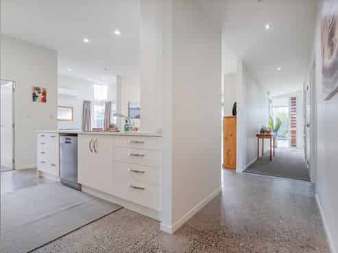 166 Sands Crescent, Matarangi