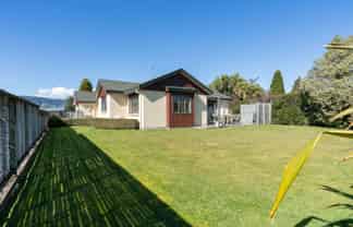 6 Burnfield Way, LEVIN