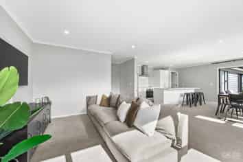 7 Te Awa Rere Grove, Stokes Valley