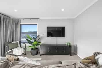 7 Te Awa Rere Grove, Stokes Valley