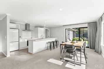 7 Te Awa Rere Grove, Stokes Valley