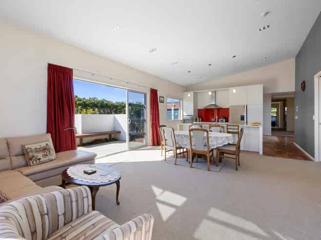 4 St Andrews Parkway, Waiwhakaiho