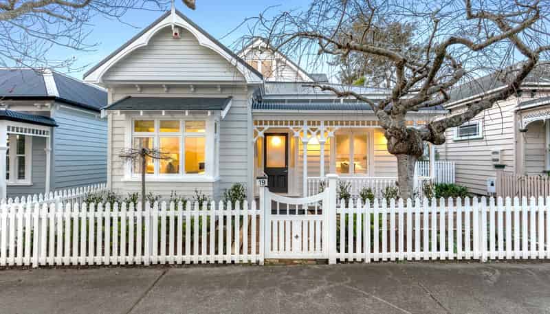 19 Burnley Terrace, Mount Eden