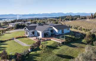 19 Petra Way, Mapua