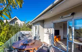 20 Wellington Road, Surfdale