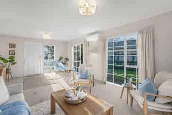 11/169 Whites Line East, Waiwhetu