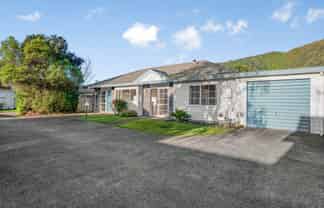 11/169 Whites Line East, Waiwhetu