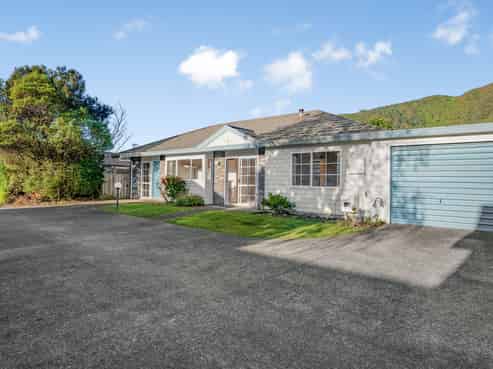 11/169 Whites Line East, Waiwhetu