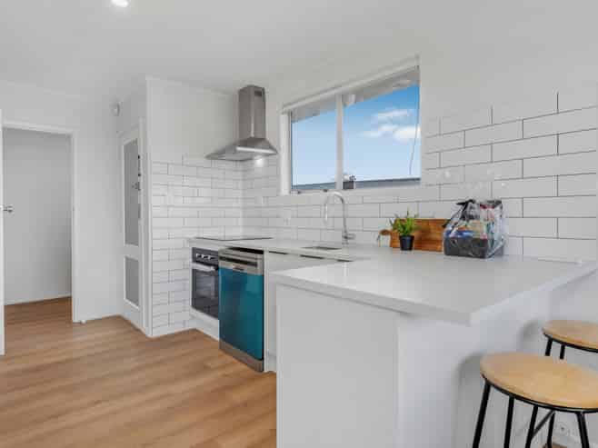 3 Pukeroa Place, Papakura
